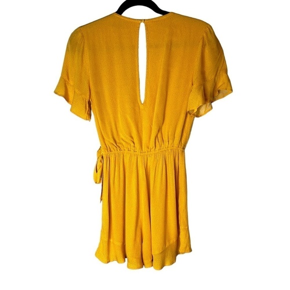 Abercrombie & Fitch Dot Short Sleeve Surplice Faux Wrap Romper - Picture 7 of 14